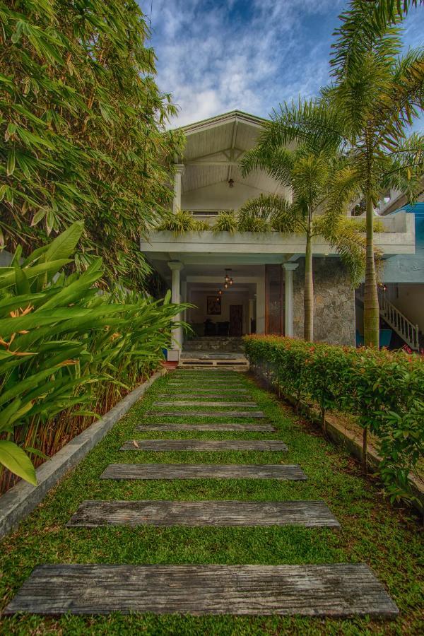 Deltora Villa - Free Drop Off To Galle Fort By Tuktuk Екстериор снимка