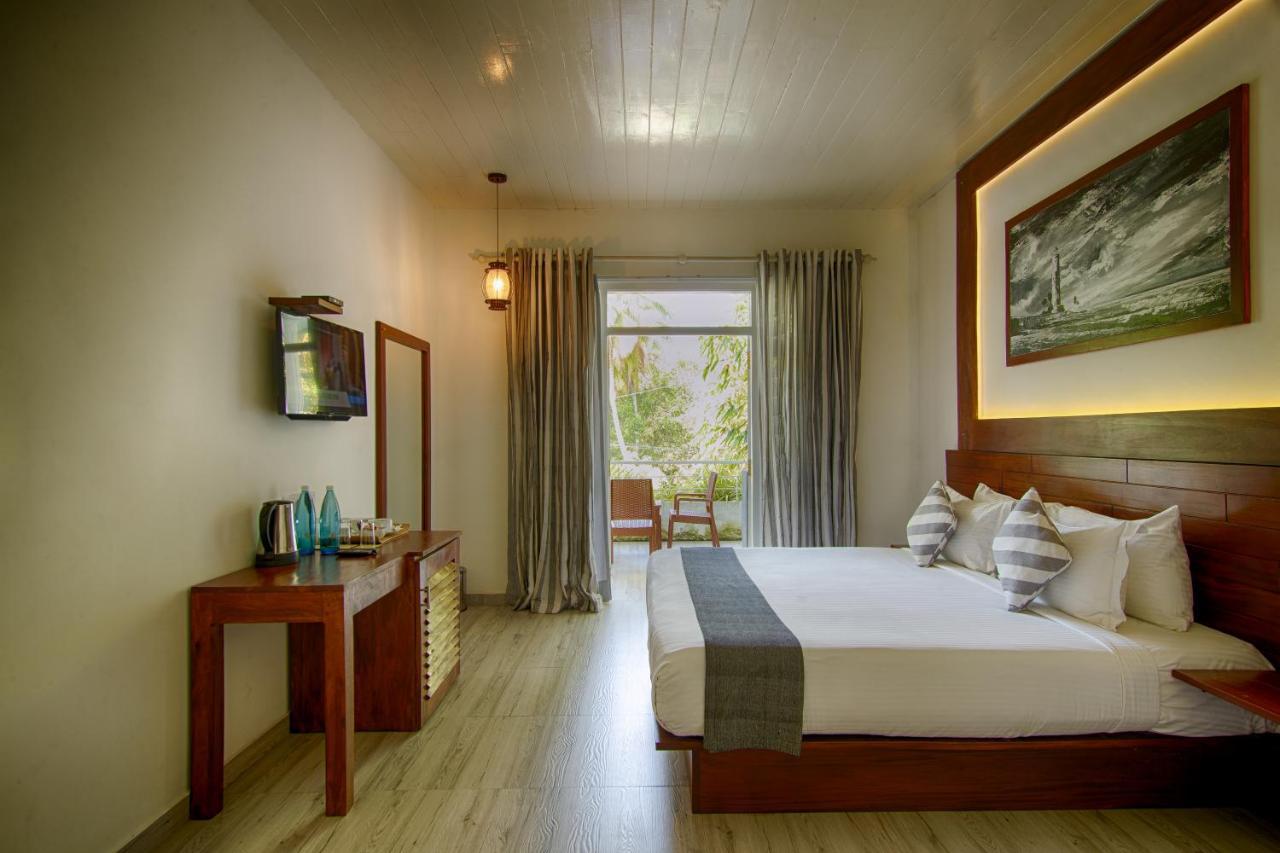 Deltora Villa - Free Drop Off To Galle Fort By Tuktuk Екстериор снимка